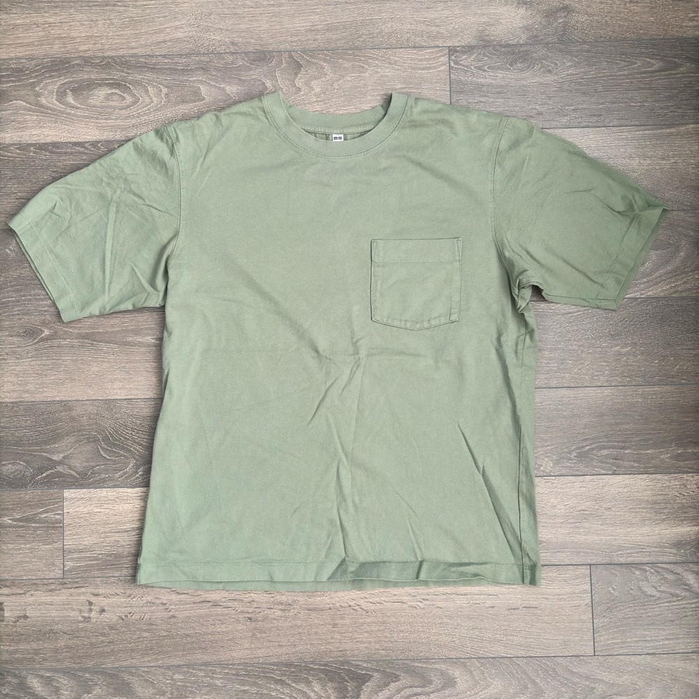 Uniqlo Oversized Pocket Tee